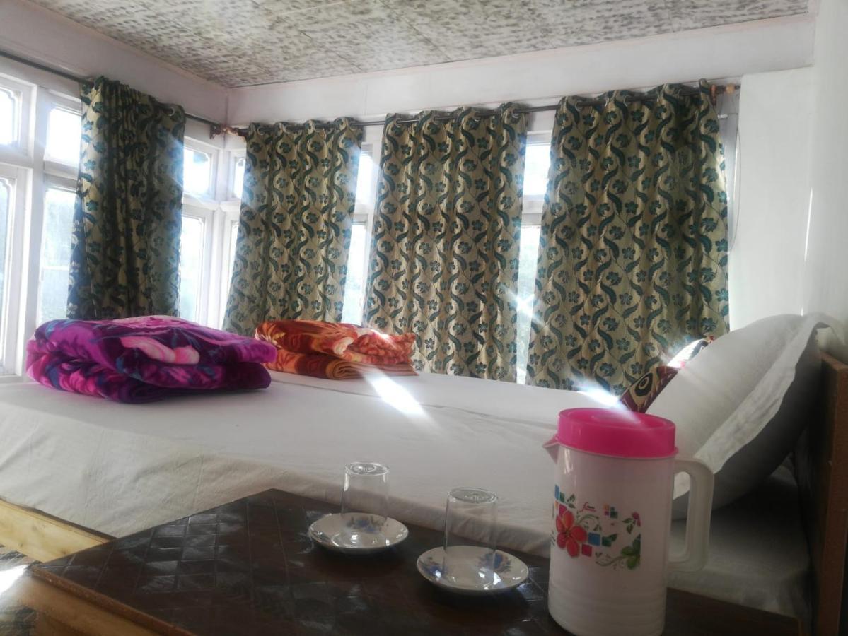 Sernang Homestay Hundar Exterior foto