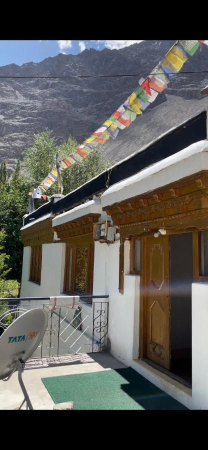 Sernang Homestay Hundar Exterior foto